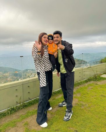 "Kanwal and Zulqarnain Enjoy a Day Out at the Malam Jabba Ski Resort"