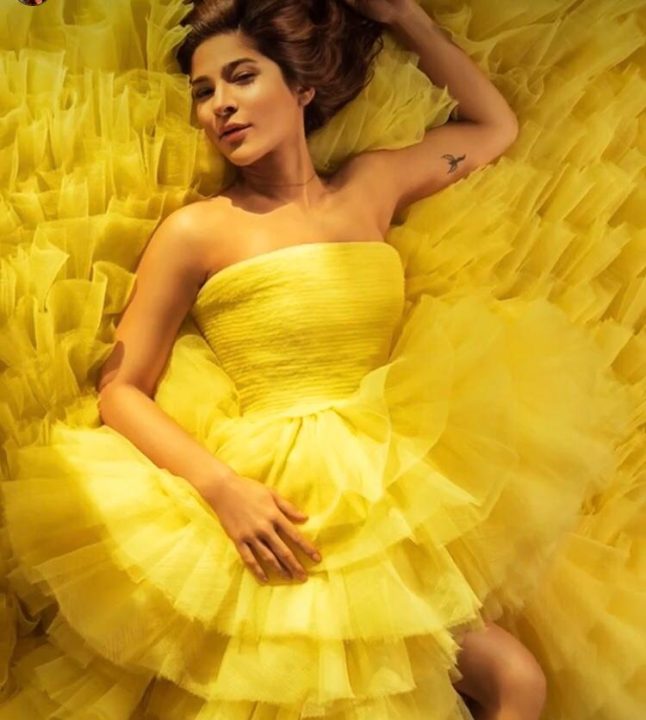 Ayesha Omar Sparks in her Latest Photoshoot looks Glamour