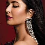 Katrina Kaif sizzling with a smoking hot look!