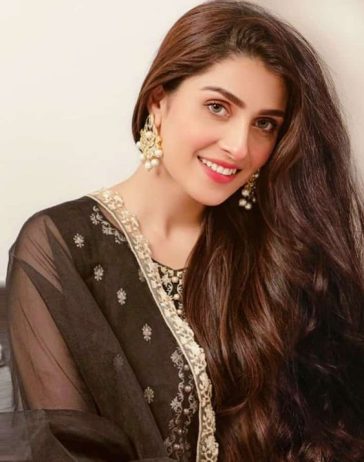 Ayeza Khan Reveals Why She is not Posting Videos of Palestine