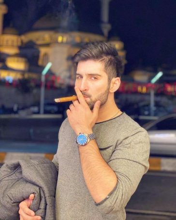 Why Muneeb Butt Director Suggested Fifty Shades Of Grey?