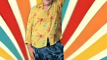 Tariq Amin Marks his Birthday with a 60s-Themed Party Celebration