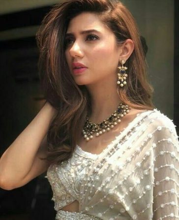 Mahira Khan's Wheelchair Appearance at the Jeddah Film Festival,