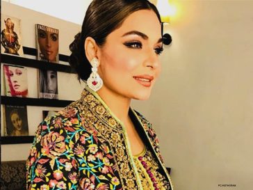 Pakistani Actress Meera Loses Jewelry and a Watch Worth 10 Million