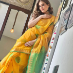 The worlds of Bollywood and Lollywood Collide as Mumtaz and Resham Showcase their Dance Moves,