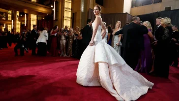 Awards 2024 Red Carpet Glam Stars