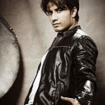 Bollywood Rendition of Ali Zafar's Popular Song Jhoom has been Released!