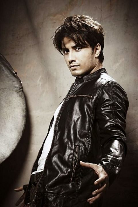 Bollywood Rendition of Ali Zafar's Popular Song Jhoom has been Released!