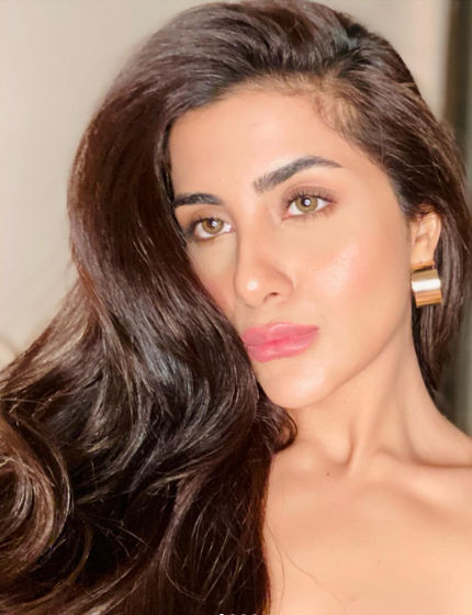 Sohai Ali Abro Unveils the Sweetness of Motherhood