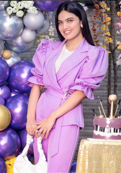 Iqra Kanwal's Birthday Bliss with her Adoring Husband