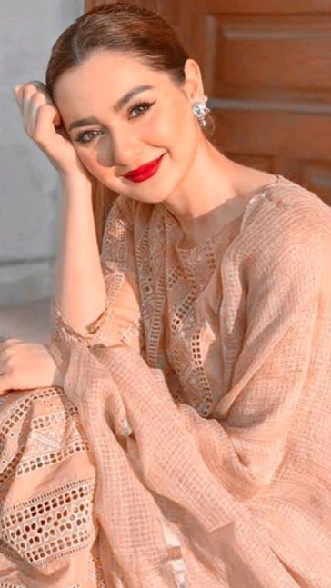 Criticism is Sparked by Hania Aamir's Latest Video