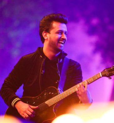 Atif Aslam is Making a Comeback to Bollywood After 7 years