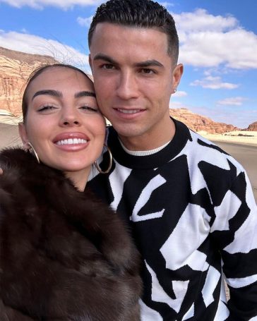 Georgina Rodriguez and Cristiano Ronaldo are Sighted by Fans in Dubai,