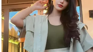 Discover why Amna Malik Opposes Her Daughters’ Entry Into Showbiz, citing industry challenges and her protective instincts as a mother.